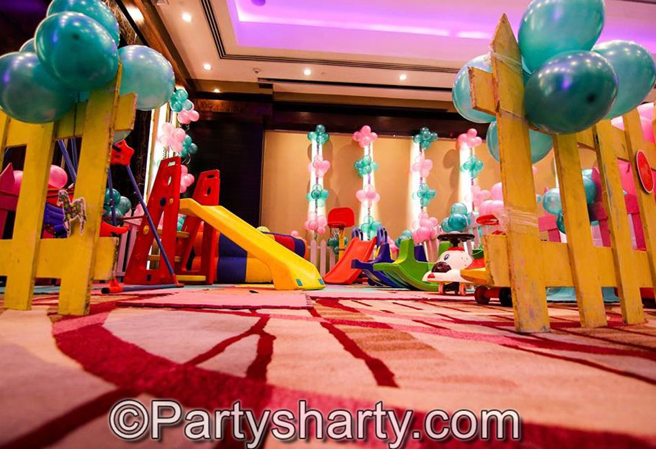 Carousel Theme Birthday Party, Birthday themes for Boys, Birthday themes for girls, Birthday party Ideas, birthday party organisers in Delhi, Gurgaon, Noida, Best Birthday Party Themes for Kids and Adults, theme-based birthday party